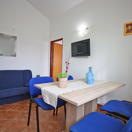 Brijunisol - 3 Apartments Top Position Near The Beautiful Beach Fažana Exterior foto